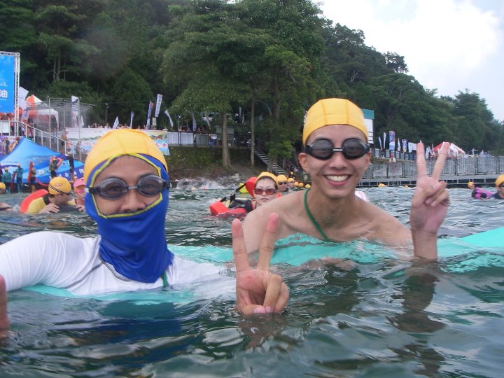 2011泳渡日月潭
